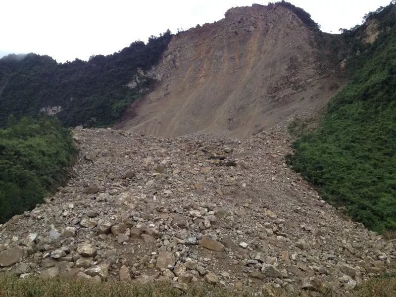 四川地区崩塌,滑坡地质灾害特征及危害