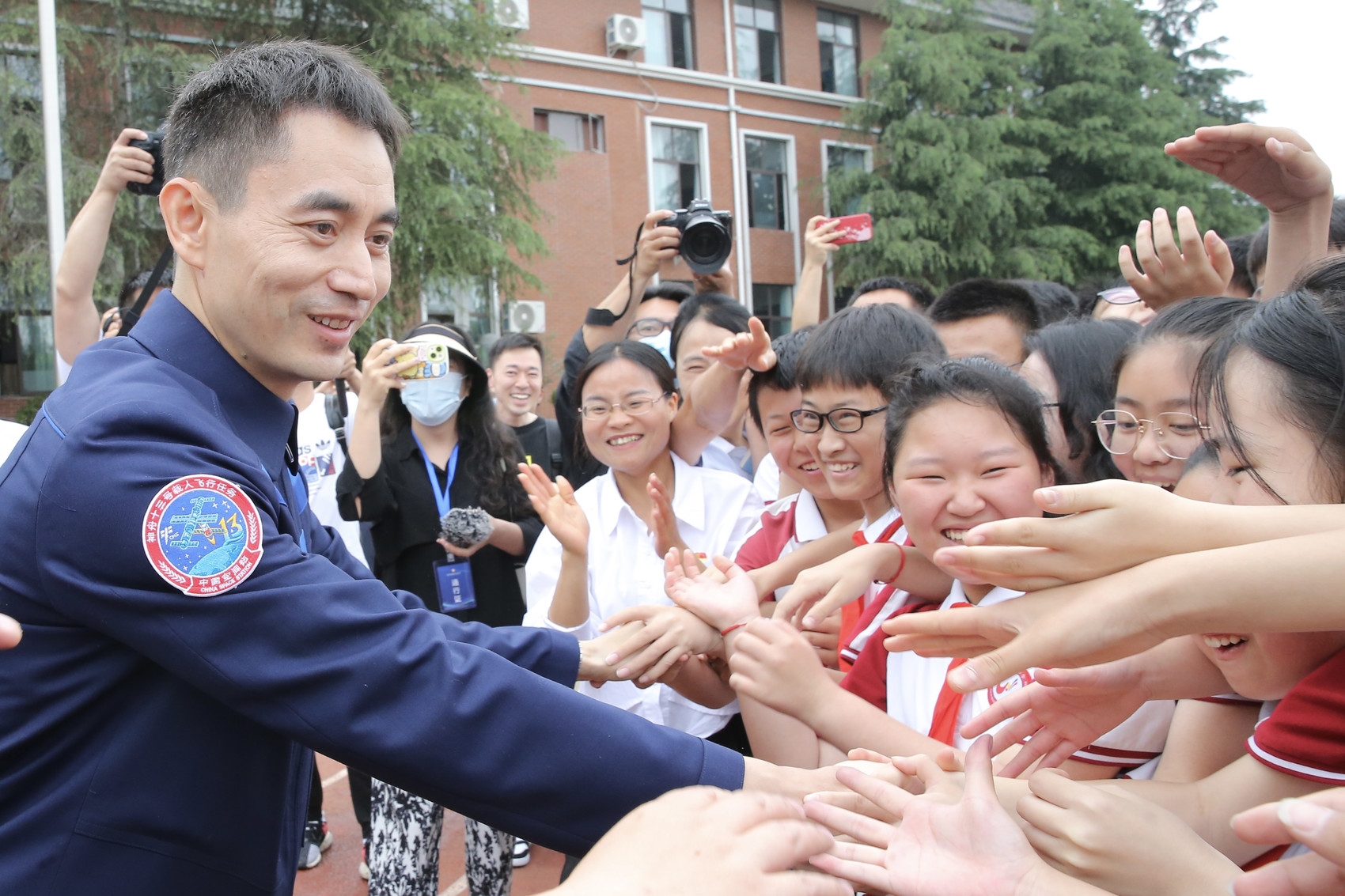 双流县永兴初级中学图片