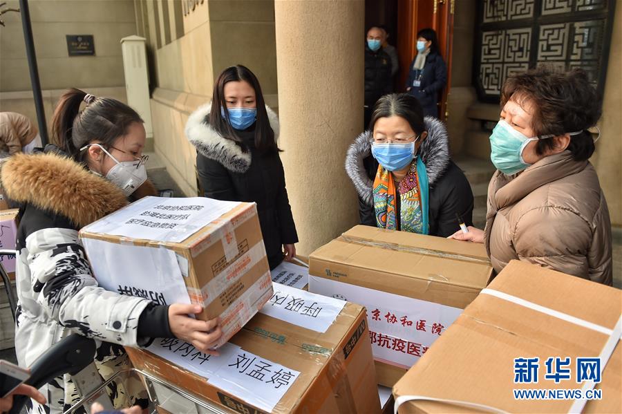 (新华全媒头条·图文互动)(3)万众一心迎挑战 众志成城战疫情——全国总动员打响疫情防控阻击战纪实