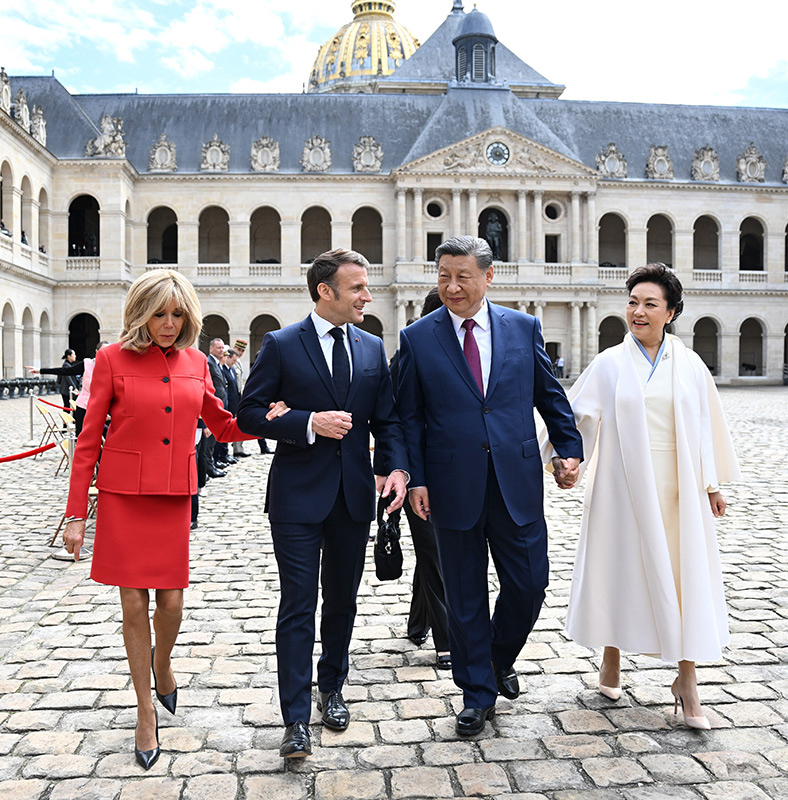 习近平出席法国总统马克龙举行的欢迎仪式「相关图片」