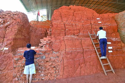 江西现存最早夯土包砖古城墙发掘出土 江西现存最早夯土包砖古城墙发掘出土