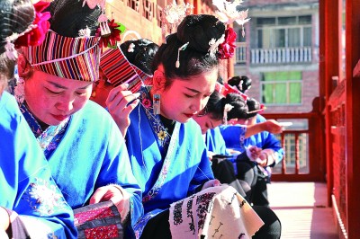 培土护根,让古老文化光彩重生