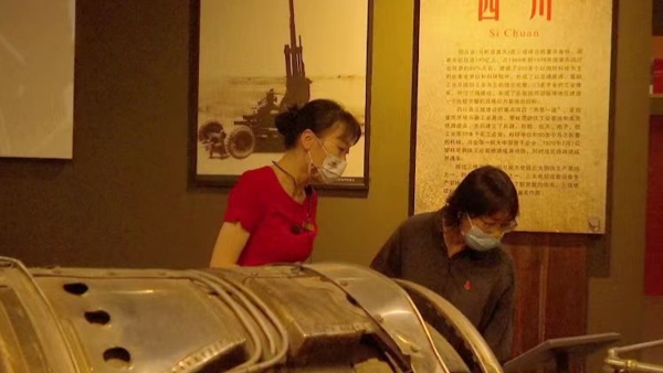 张桂梅老师来啦！带着170多名师生到攀枝花中国三线建设博物馆参观