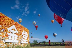 30支热气球亮相2025年全国热气球精英赛